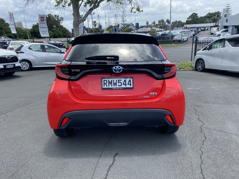 2020 Toyota Yaris 1.5P Hybrid Z Hatch image 3