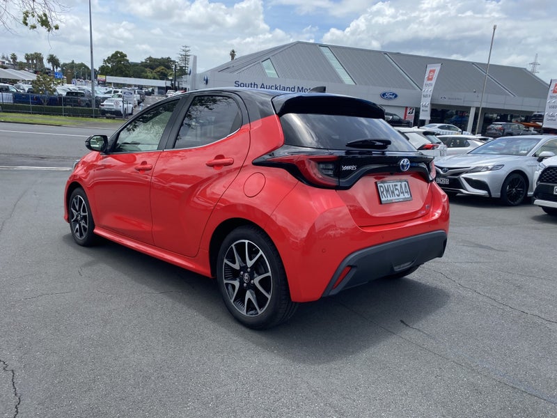 2020 Toyota Yaris 1.5P Hybrid Z Hatch image 4