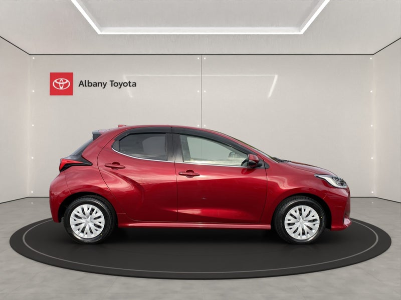 2020 Toyota Yaris 360 Degree Camera, Hybrid image 2