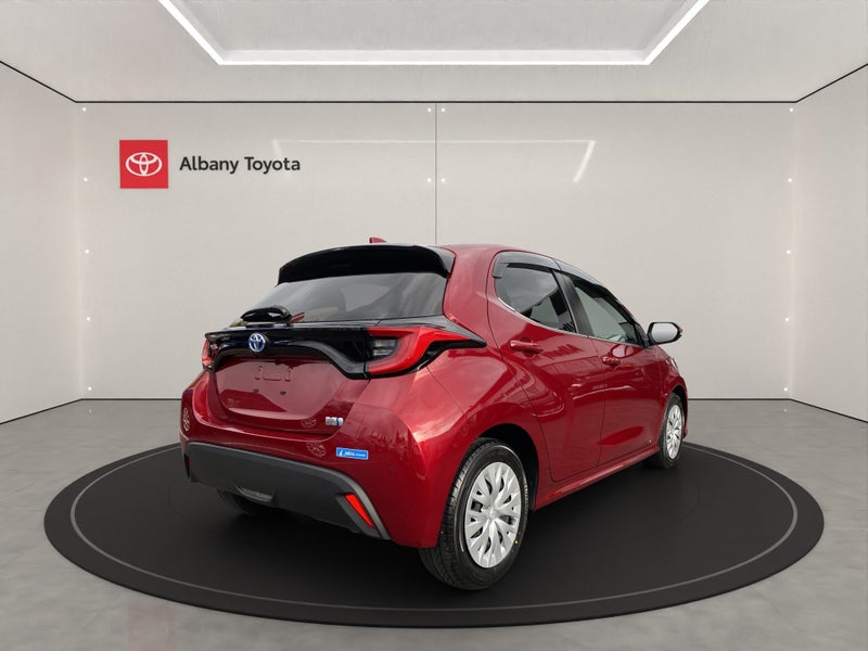 2020 Toyota Yaris 360 Degree Camera, Hybrid image 3