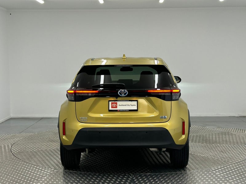 2020 Toyota Yaris Cross 1.5 Hybrid Z image 4