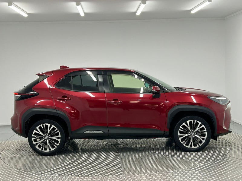 2020 Toyota Yaris Cross 1.5 Hybrid Z image 2