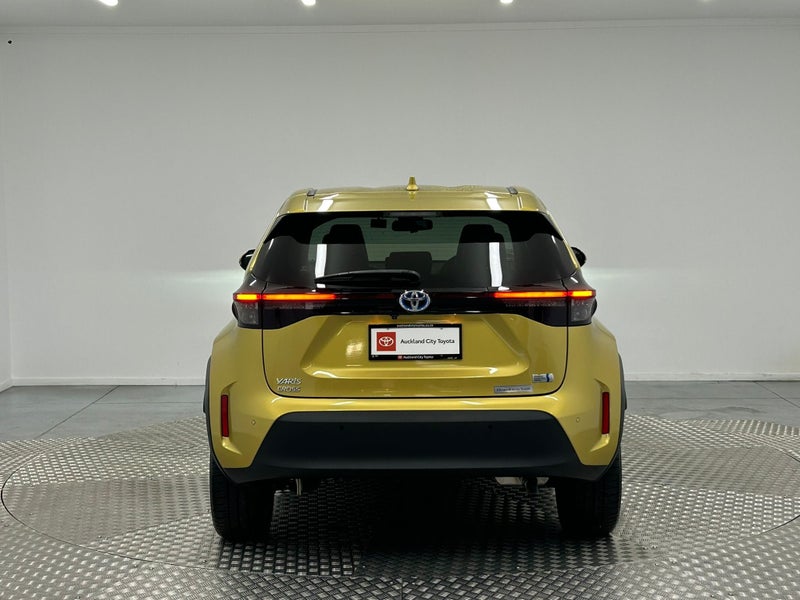 2020 Toyota Yaris Cross 1.5 Hybrid Z image 4