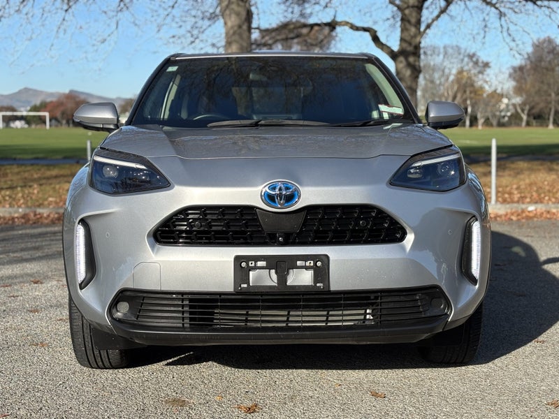 2020 Toyota Yaris Cross 1.5 Hybrid Z 4WD SUV image 2