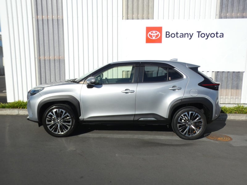 2020 Toyota Yaris Cross Cross 1.5 Hybrid Z 5 Dr... image 4