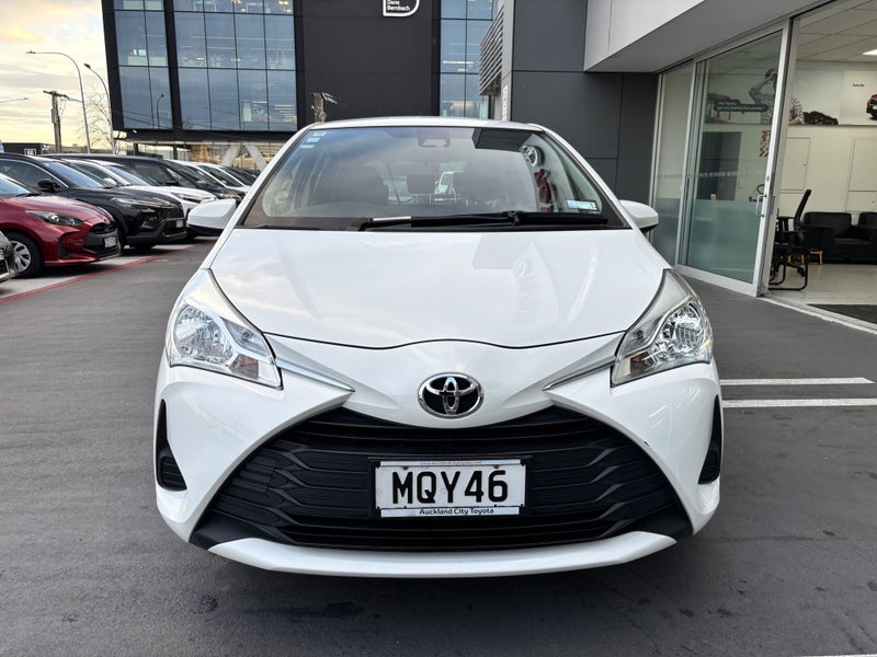 2020 Toyota Yaris GX 1.3 PETROL ECONOMICAL HATCH image 4