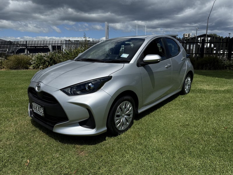 2020 Toyota Yaris GX 1.5 CVT Automatic Hatch image 3