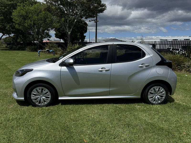 2020 Toyota Yaris GX 1.5 CVT Automatic Hatch image 4