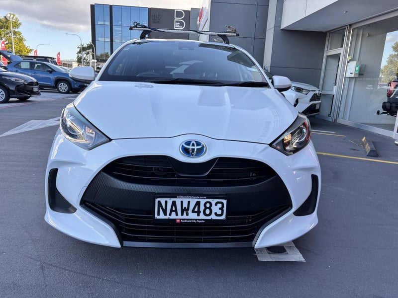 2020 Toyota Yaris GX 1.5 HYBRID ECONOMICAL HATCH image 4