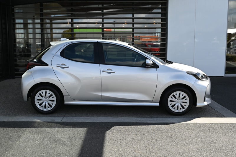 2020 Toyota Yaris GX 1.5 Petrol FWD Hatchback image 5