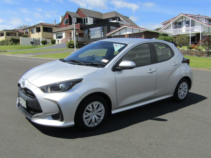 2020 Toyota Yaris GX 1.5P image 3