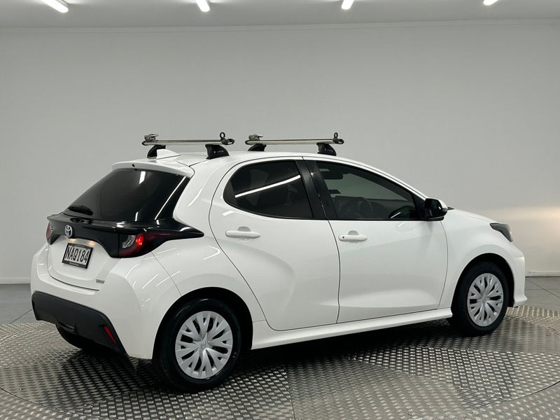 2020 Toyota Yaris GX 1.5P Hybrid image 3
