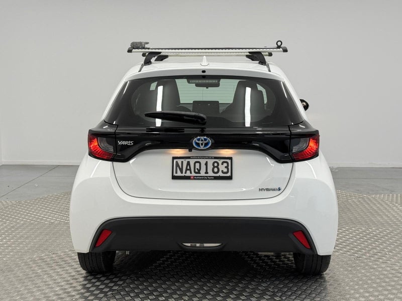 2020 Toyota Yaris GX 1.5P Hybrid image 4