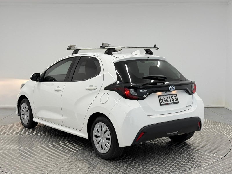 2020 Toyota Yaris GX 1.5P Hybrid image 5