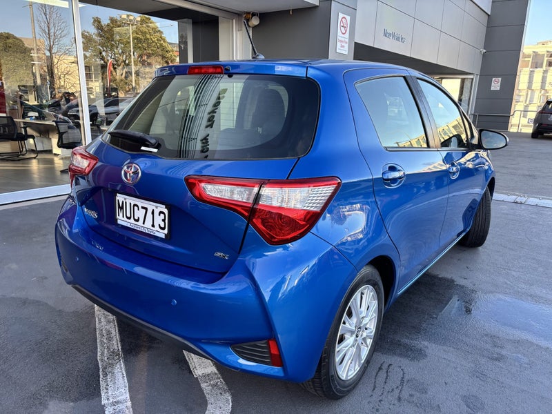 2020 Toyota Yaris SX 1.5 PETROL SPORTY HATCH image 3
