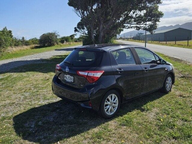 2020 Toyota Yaris SX 1.5P 4AT FWD HB/5D/5S (YSA... image 5