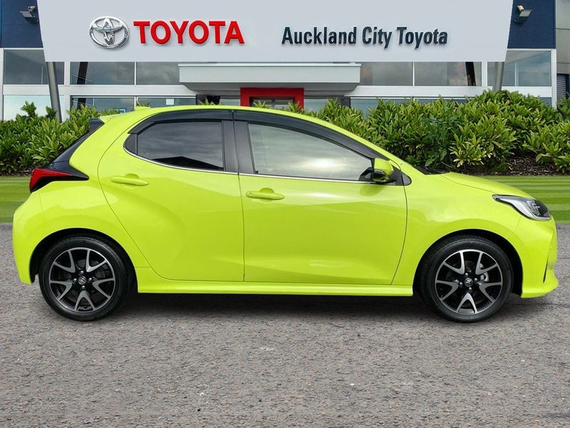 2020 Toyota Yaris Z 1.5 Ltr Hybrid image 5