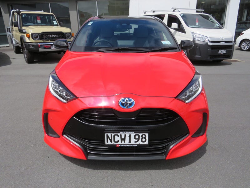 2020 Toyota Yaris ZR 1.5 Hybrid CVT image 2