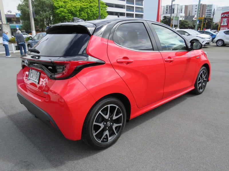 2020 Toyota Yaris ZR 1.5 Hybrid CVT image 4