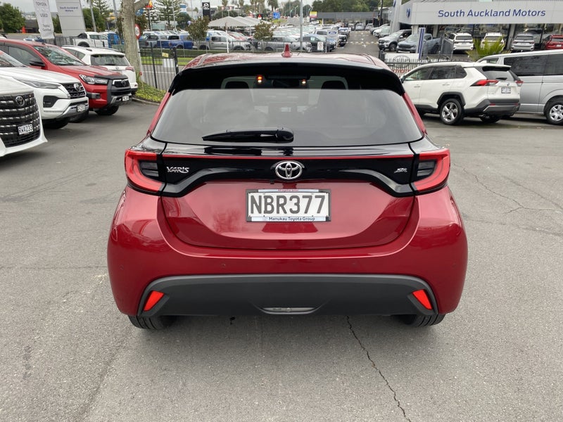 2020 Toyota Yaris ZR 1.5P Petrol Hatch image 3