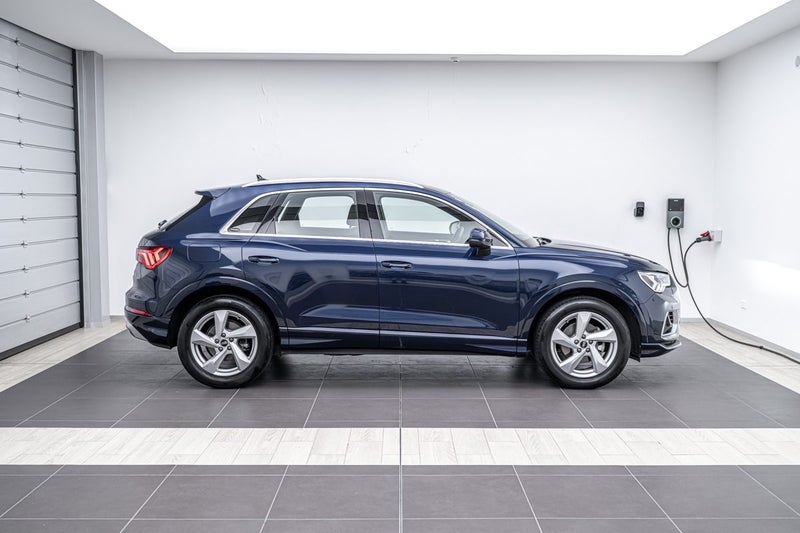 2021 Audi Q3 35 TFSI ADVANCED image 2