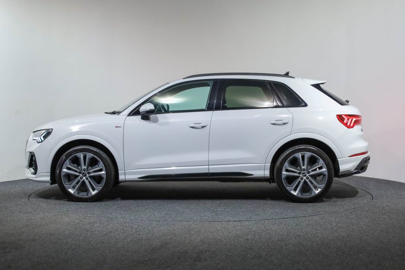 2021 Audi Q3 S-line 45 TFSI 169kW quattro image 5