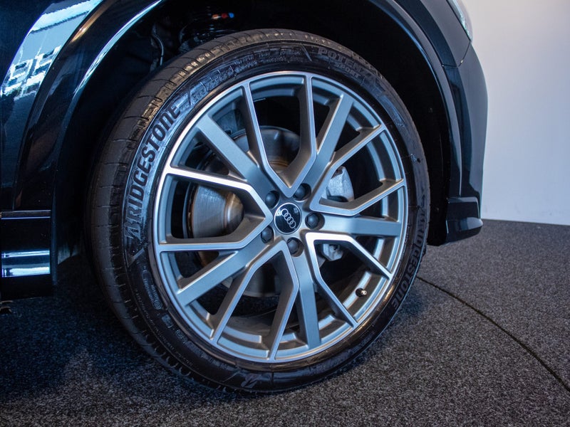 2021 Audi Q3 S-line 45 TFSI 169kW quattro image 5