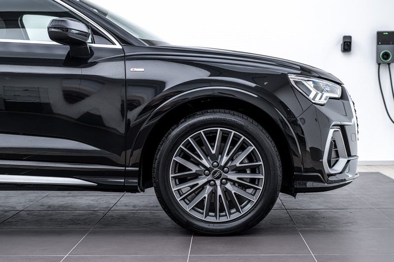2021 Audi Q3 SPORTBACK 45 TFSI QUATTRO image 4