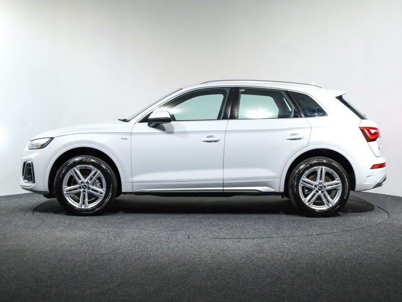 2021 Audi Q5 S-line 40 TDI 150kW quattro image 3