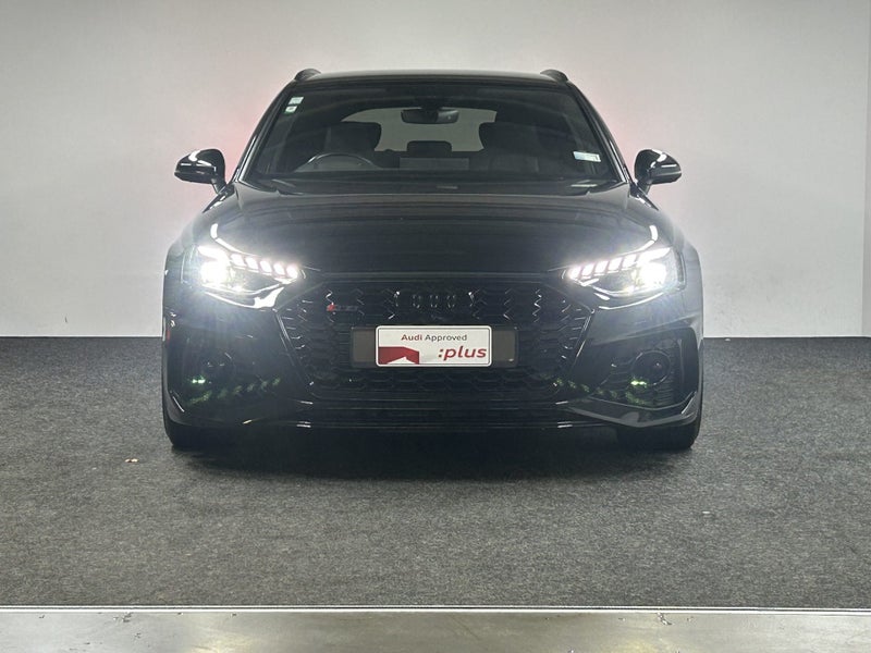 2021 Audi RS4 Avant (331kW) image 2