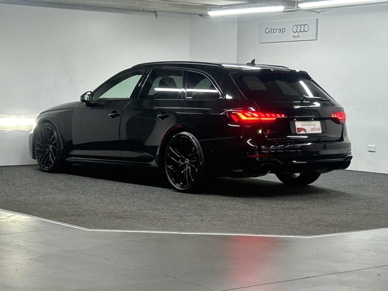 2021 Audi RS4 Avant (331kW) image 4