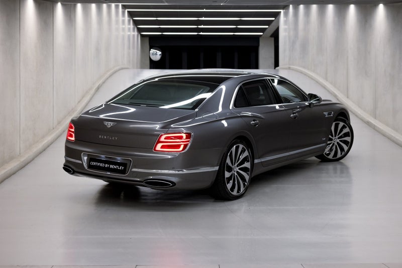 2021 Bentley Flying Spur W12 image 3