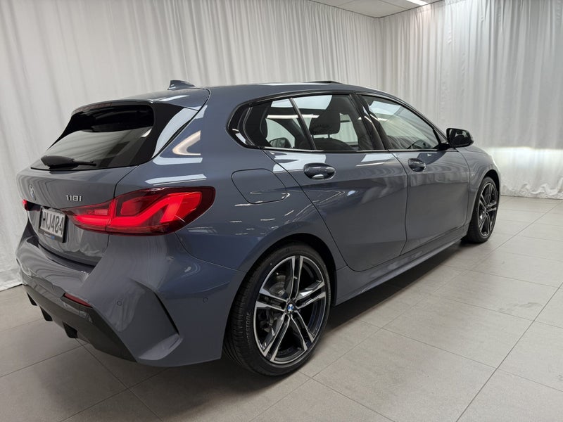 2021 BMW 118i 118i Hatch M-Sport with Comfort &... image 3
