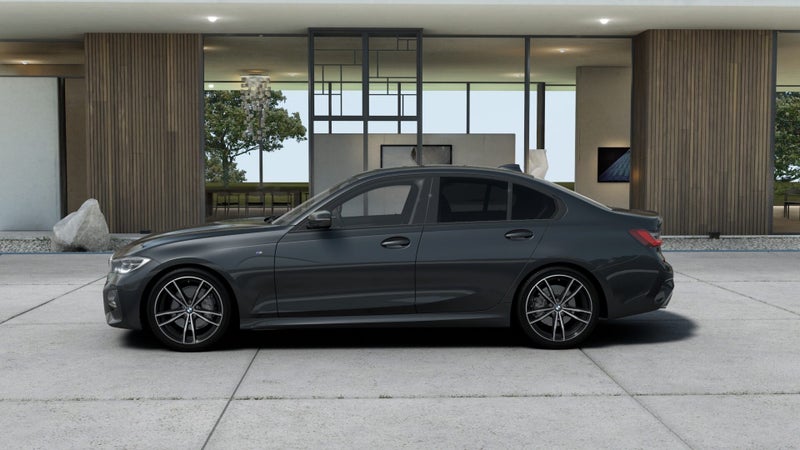 2021 BMW 320i Sedan M-Sport image 2