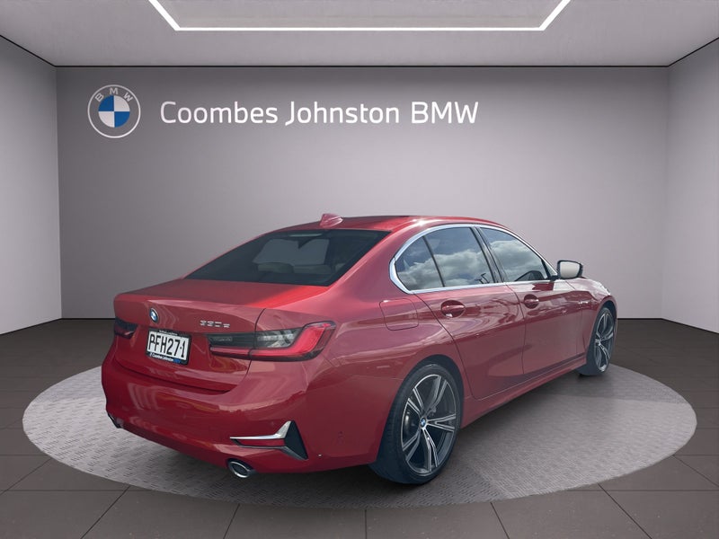 2021 BMW 330e Luxury Line PHEV image 5