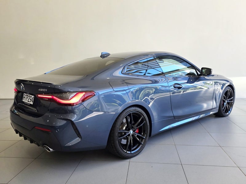 2021 BMW 420i Coupe M Sport +Comfort image 4
