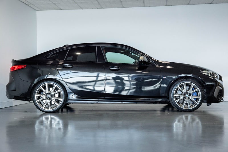 2021 BMW M235i xDrive M Performance image 4