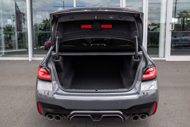 2021 BMW M5 CS image 4