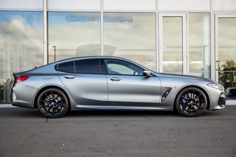 2021 BMW M850i M850i image 3