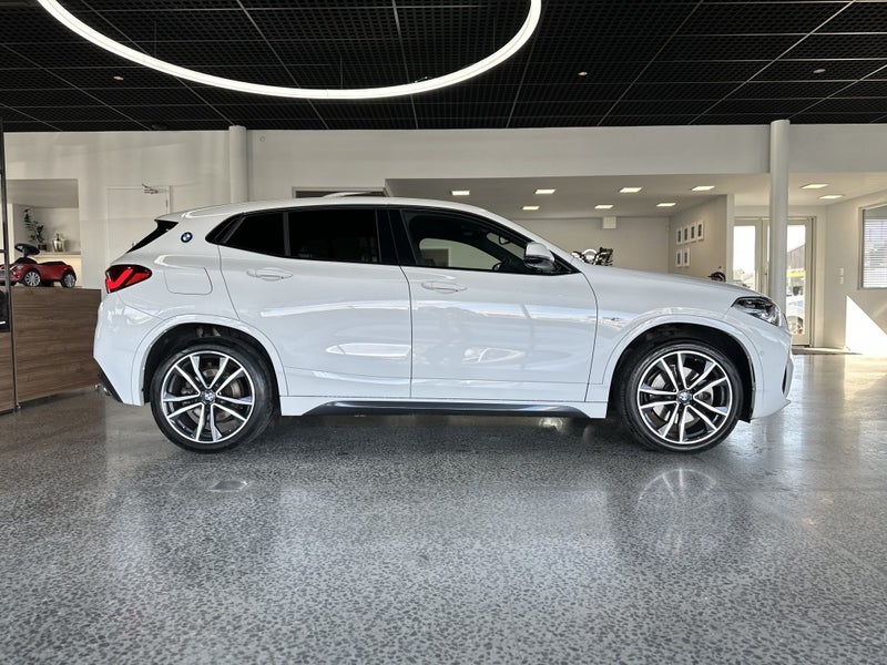 2021 BMW X2 sDrive20i M-Sport image 3