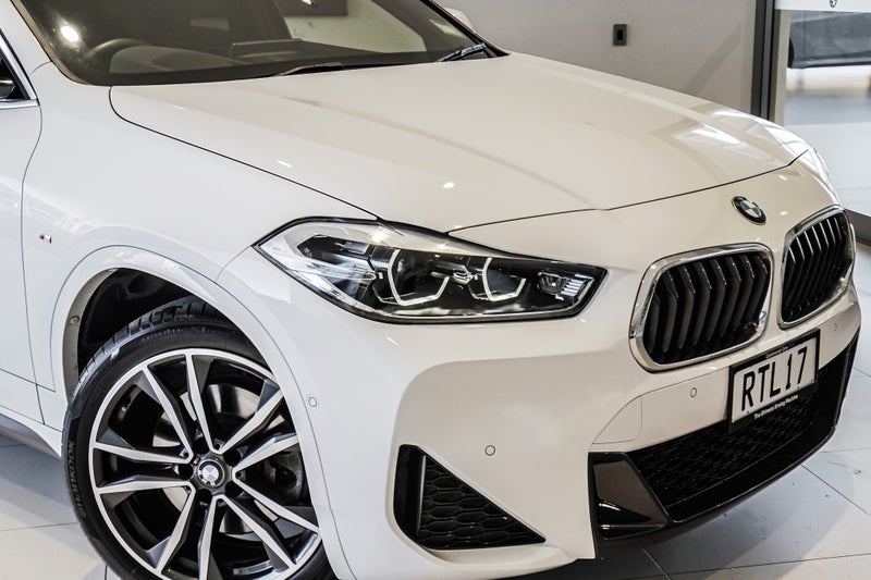 2021 BMW X2 xDrive20i M-Sport image 3