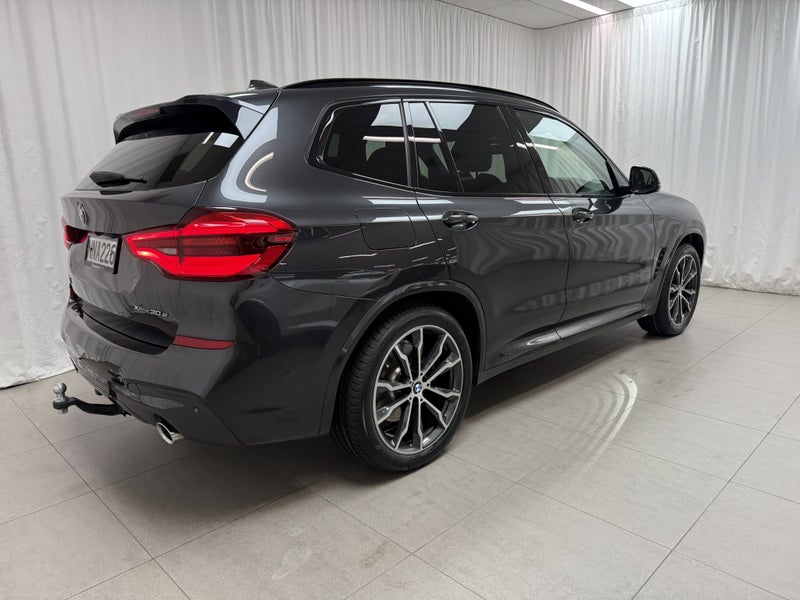 2021 BMW X3 X3 xDrive30e M-Sport image 3