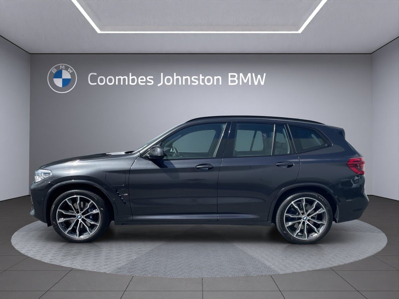 2021 BMW X3 xDrive30e Plug in Hybrid image 2