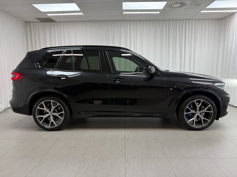 2021 BMW X5 X5 xDrive30d M-Sport +Comfort image 2