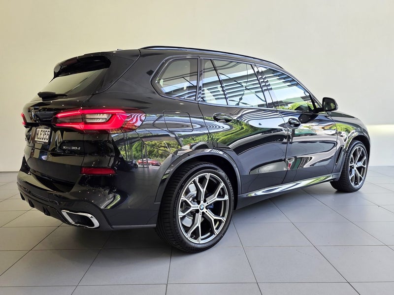 2021 BMW X5 xDrive30d M-Sport image 4