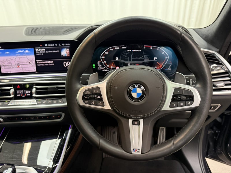 2021 BMW X7 M50d M Performance image 5