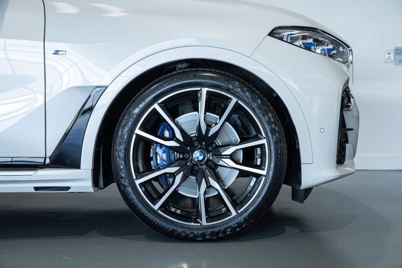 2021 BMW X7 xDrive30d M Sport image 5