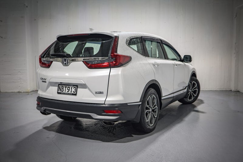 2021 Honda CR-V 2WD Touring image 4