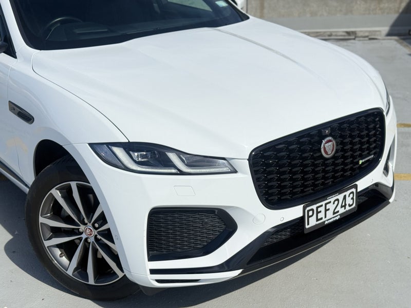 2021 Jaguar F-PACE P250 R-Dynamic SE image 5