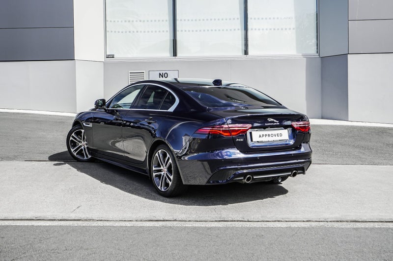 2021 Jaguar XE P250 R-Dynamic SE image 2